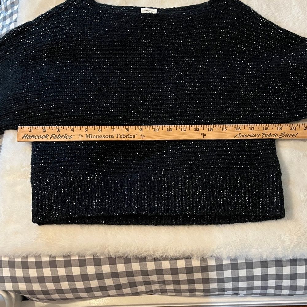 New! Abercrombie & Fitch Black Sweater w/ Metallic threading Size‎ XS NWT - Picture 10 of 12